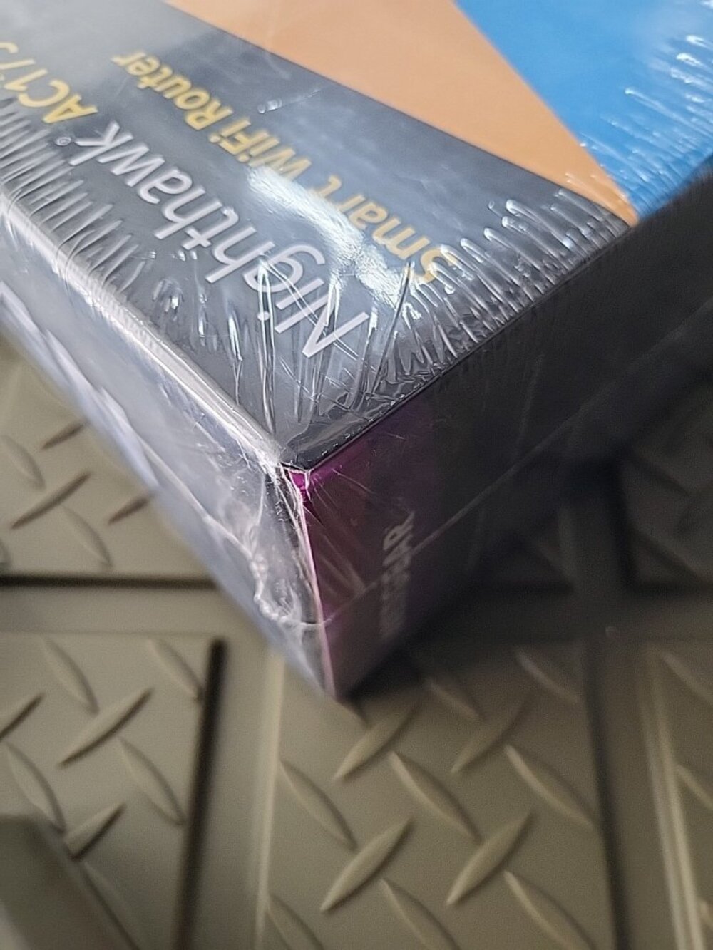 NETGEAR R6700 Nighthawk AC1750 Smart WiFi Router R6700-100NAS NEW FACTORY SEALED - Picture 3 of 6